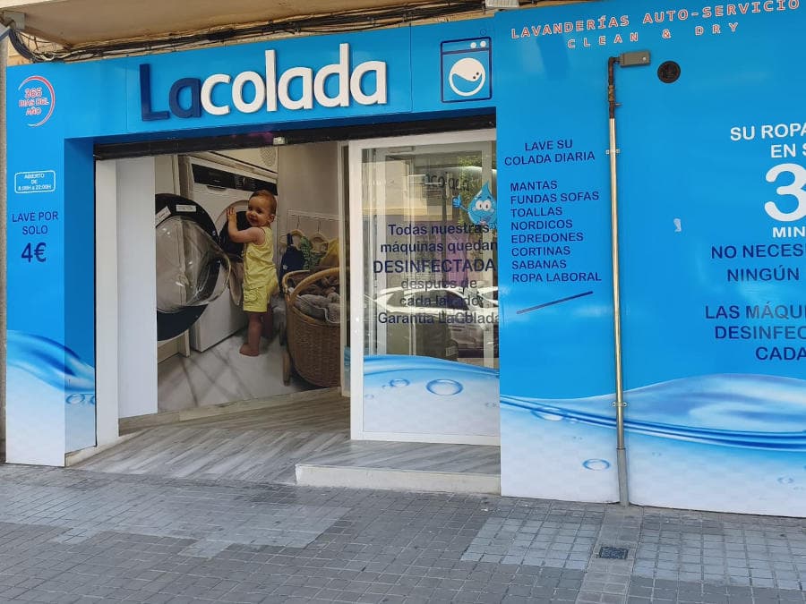 lacolada Clean and Dry Lavanderías Autoservicio